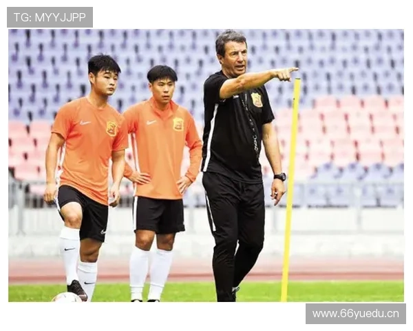 尤文图斯防守崩盘反映攻守失衡,当前阶段影响球队防守稳定性承压 尤文图斯防守崩盘反映攻守失衡,当前阶段影响球队防守稳定性承压