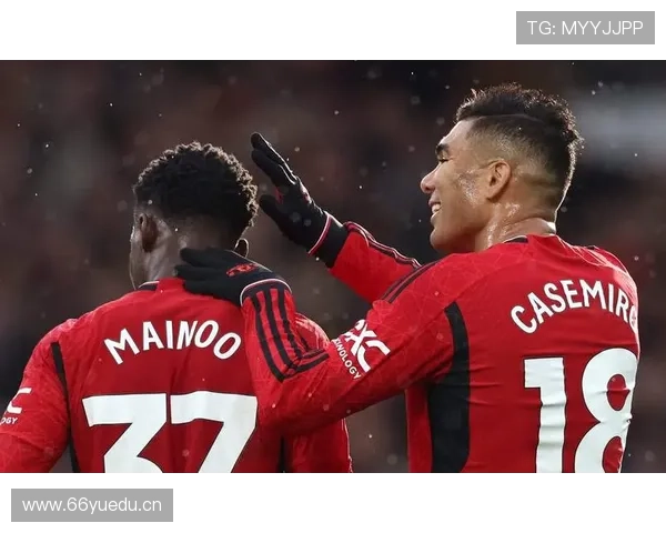 曼联边路难突破、中路受阻，空间利用问题已明显制约进攻表现